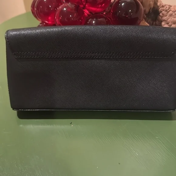 Kate Spade Black with gold. Clutch. - Picture 3 of 11